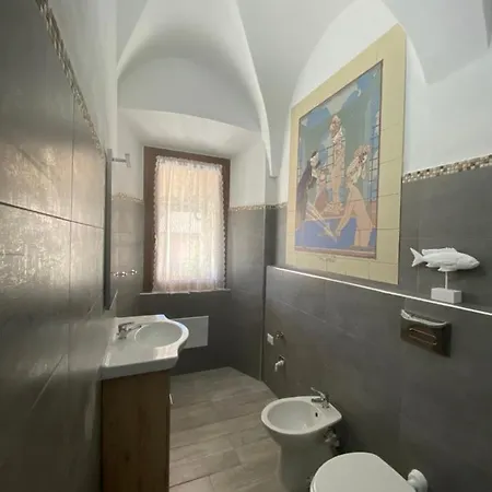 Casa * Barna